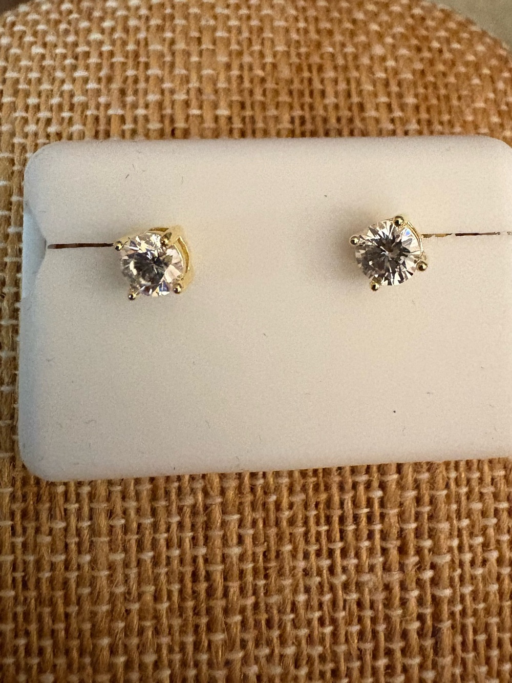 Kurt Geiger London Micro Brixton bag, Aminnah and Moissanite Screwback Earrings - Picture 4 of 11